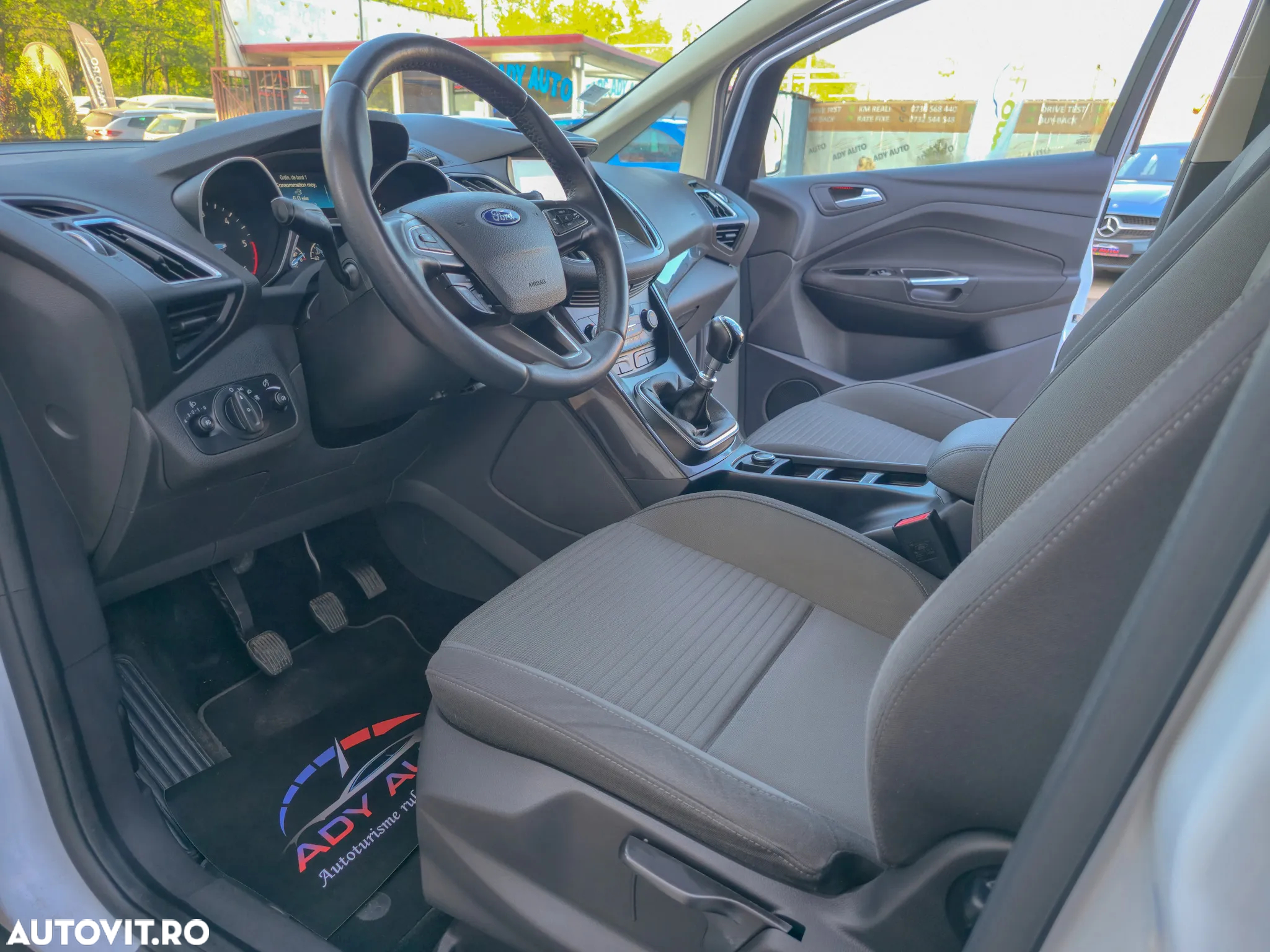 Ford C-Max 1.5 TDCi Start-Stop-System Trend - 16