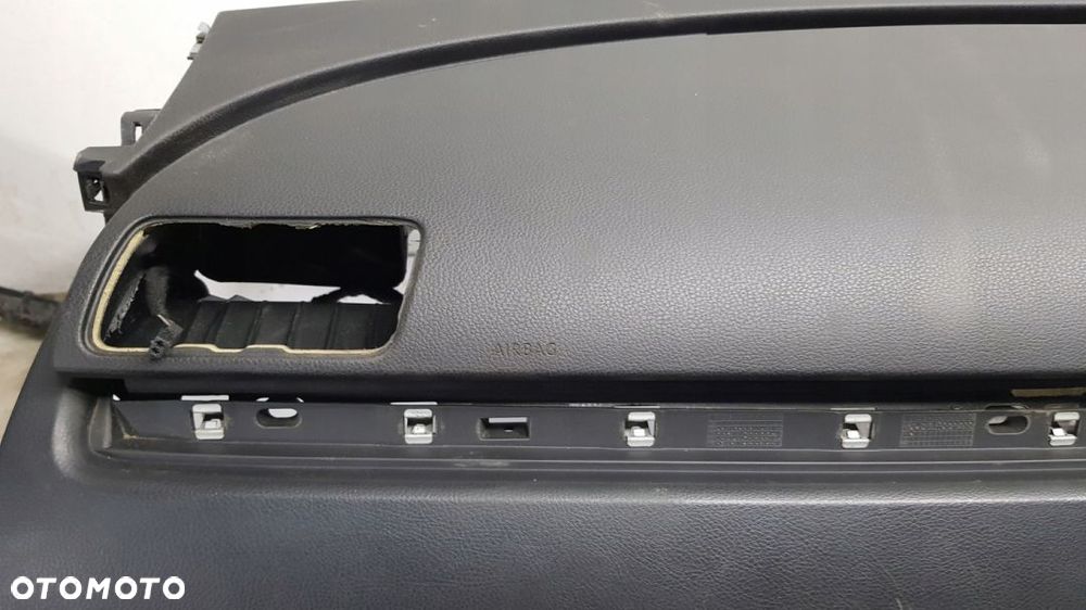 konsola VW Passat B7 anglik - 6