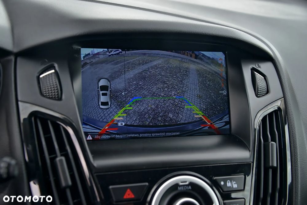 Ford Focus - 8