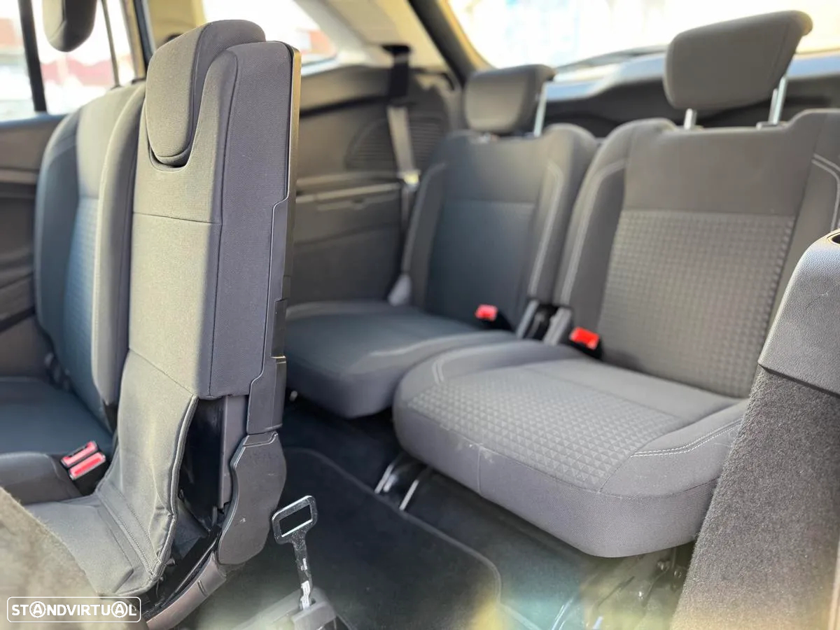 Ford Grand C-Max 1.5 TDCi Trend+ S/S - 12