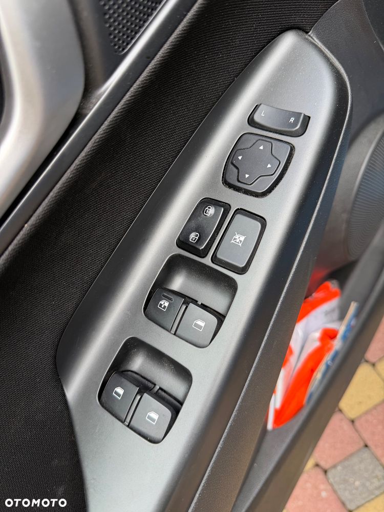 Hyundai Kona - 19