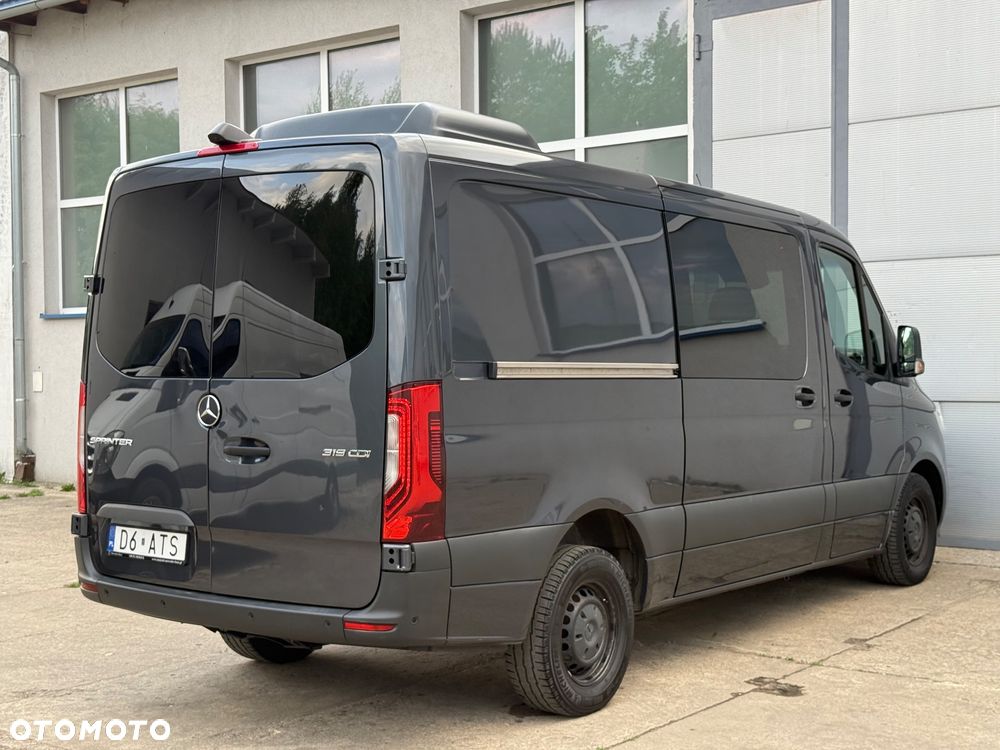 Mercedes-Benz Sprinter - 10