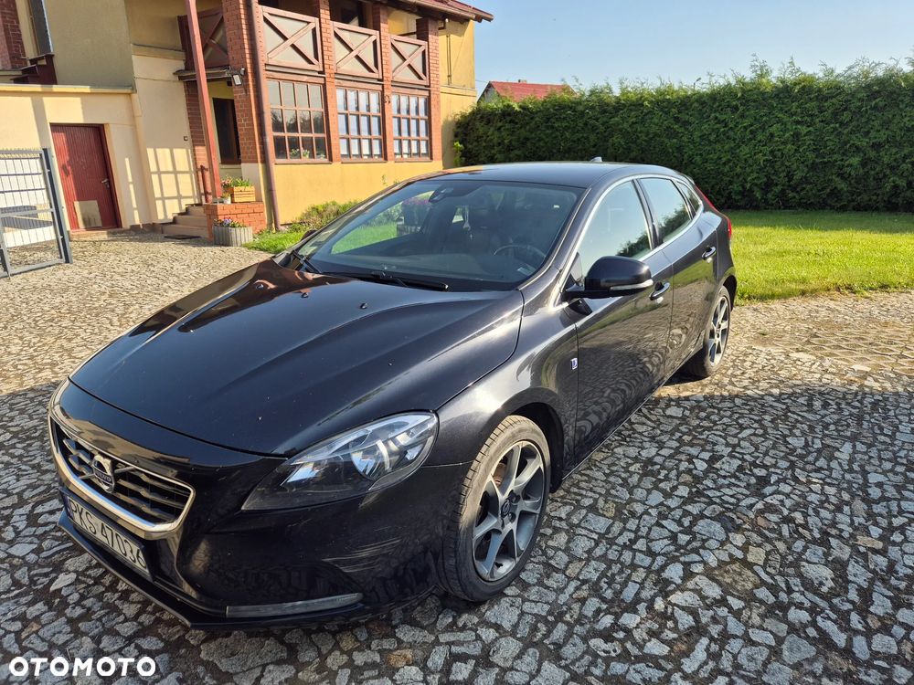 Volvo V40 D2 - 3