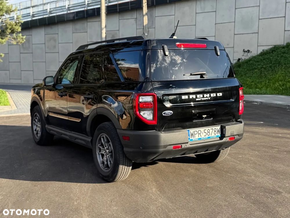 Ford Bronco - 9