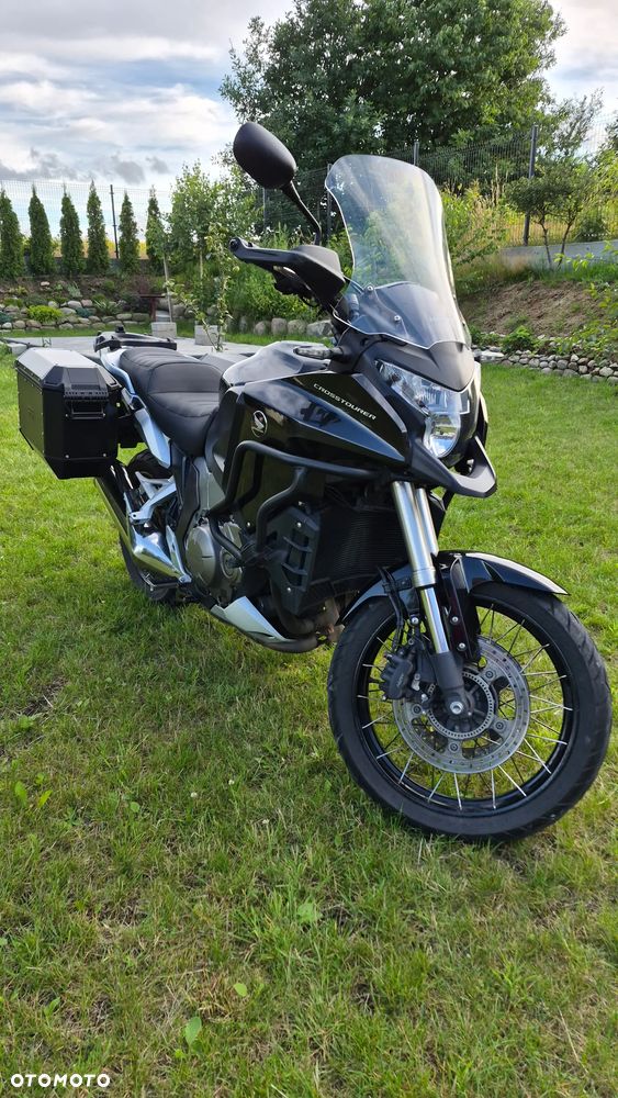 Honda VFR - 10