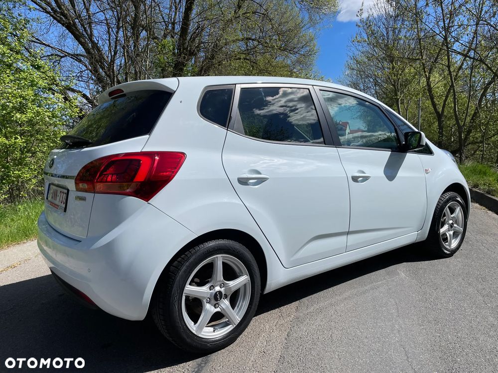 Kia Venga 1.4 CVVT Business Line - 10