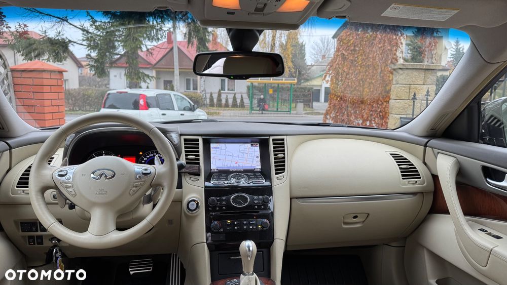 Infiniti FX FX30d S - 19