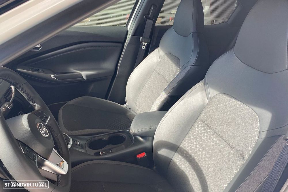 Nissan Juke 1.0 DIG-T N-Connecta - 9