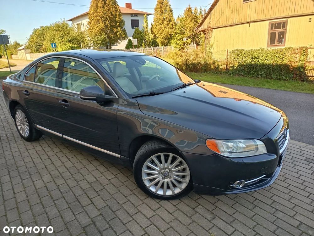 Volvo S80 3.2 Momentum - 1