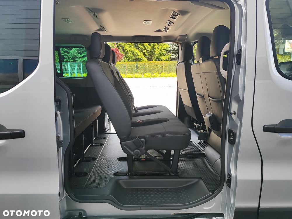 Renault Trafic 2.0 dCi Escapade - 20