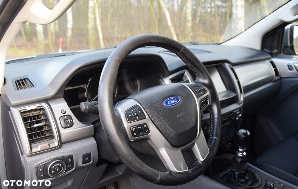 Ford Ranger XLT - 14