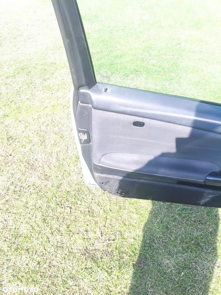 Mercedes-Benz Klasa C 220 CDI Automatik - 8