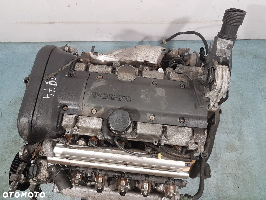 SILNIK BENZYNOWY B5244T 2.4t B 200KM VOLVO V70 - 2