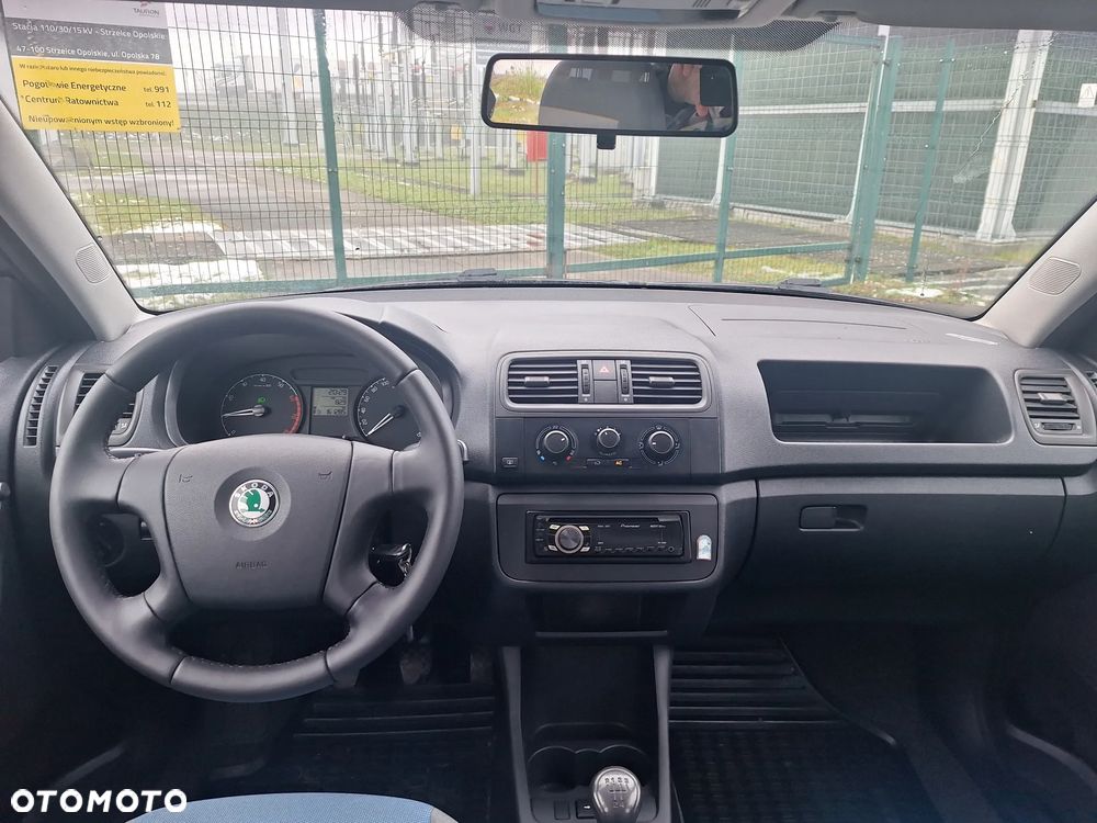 Skoda Fabia 1.4 16V Active - 11