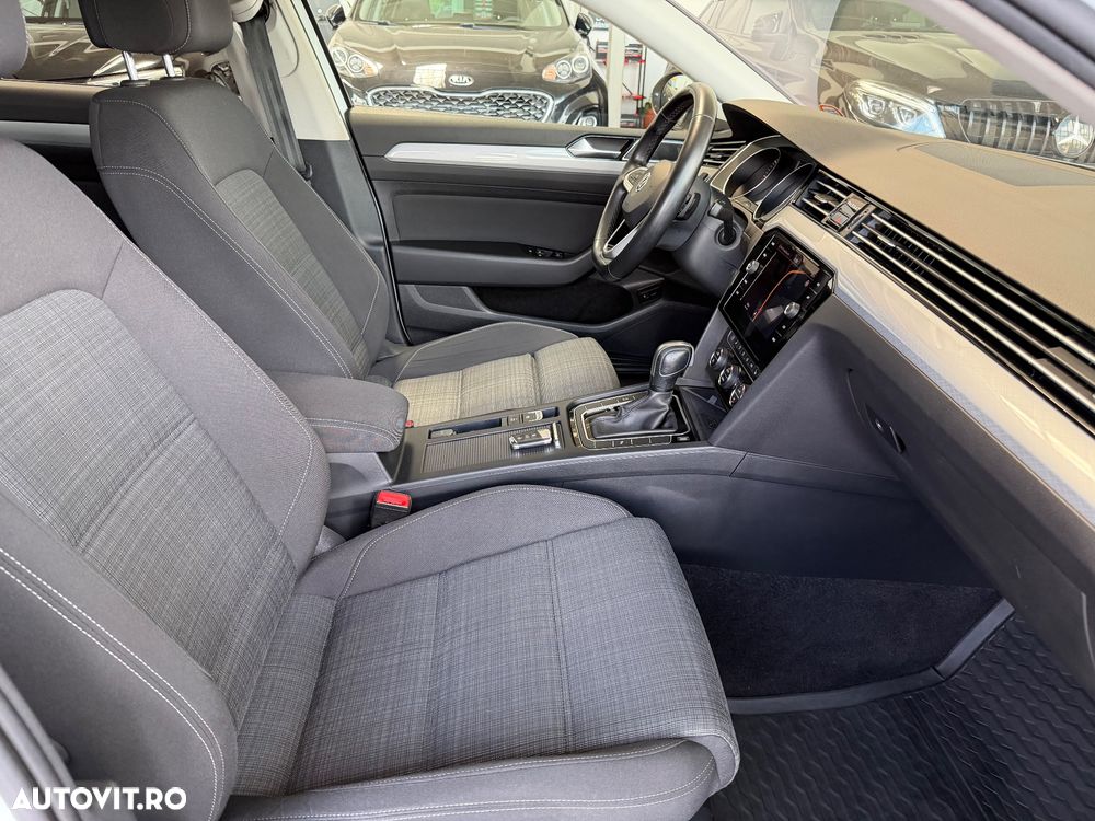 Volkswagen Passat 2.0 TDI DSG Comfortline - 15
