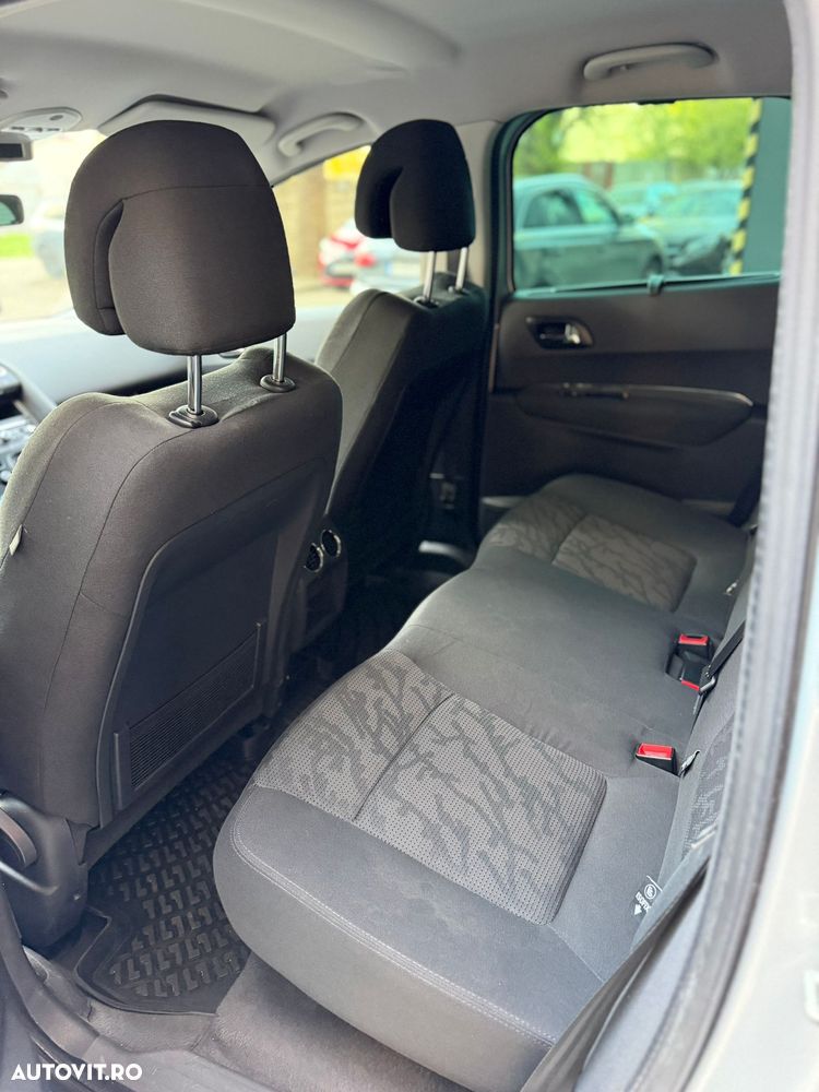 Peugeot 3008 1.6 HDI FAP STT Active - 7