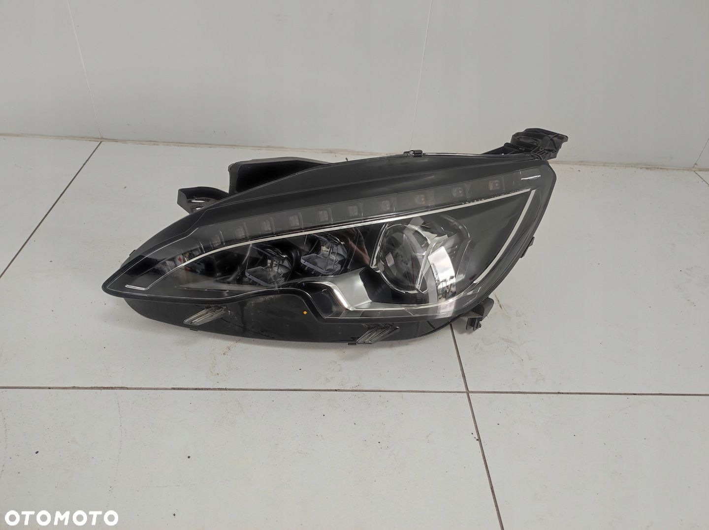 LAMPA REFLEKTOR FULL LED LEWY PRZÓD EU PEUGEOT 308 T9 GT-LINE - 1