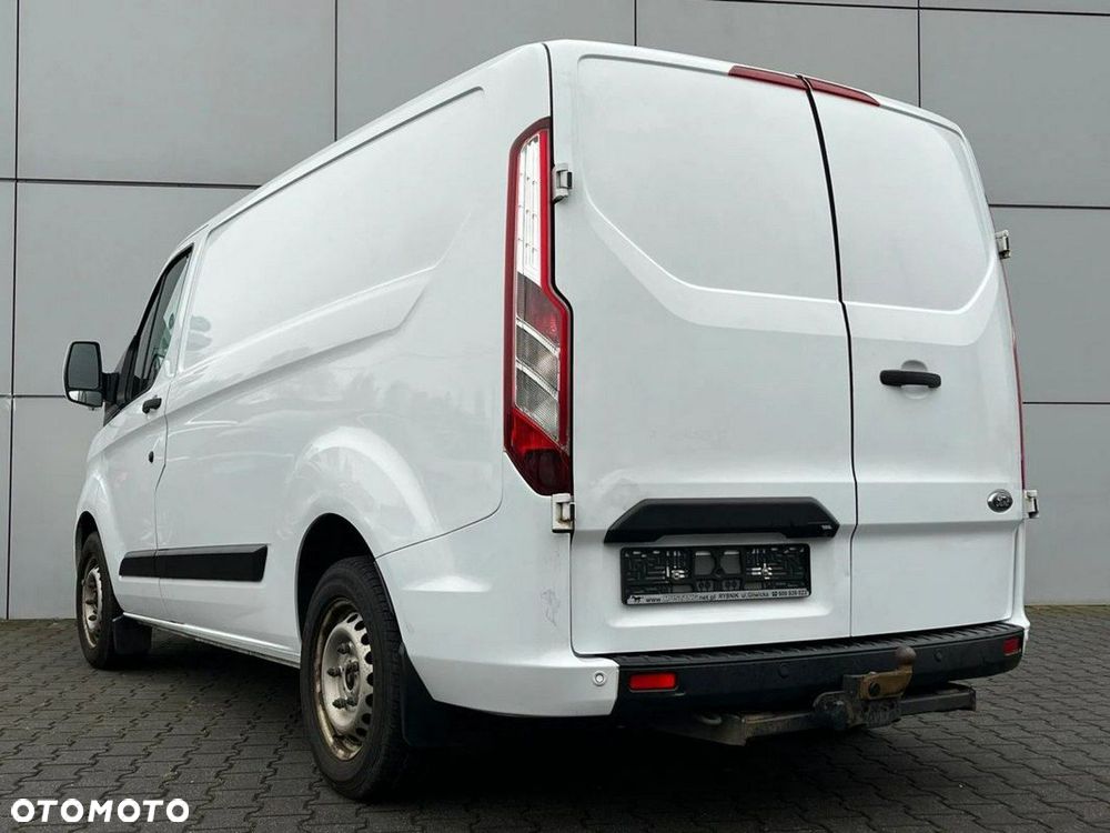 Ford Transit Custom - 9