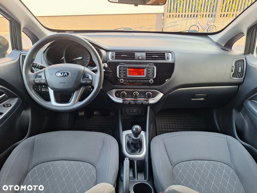 Kia Rio 1.2 L Business Line - 8