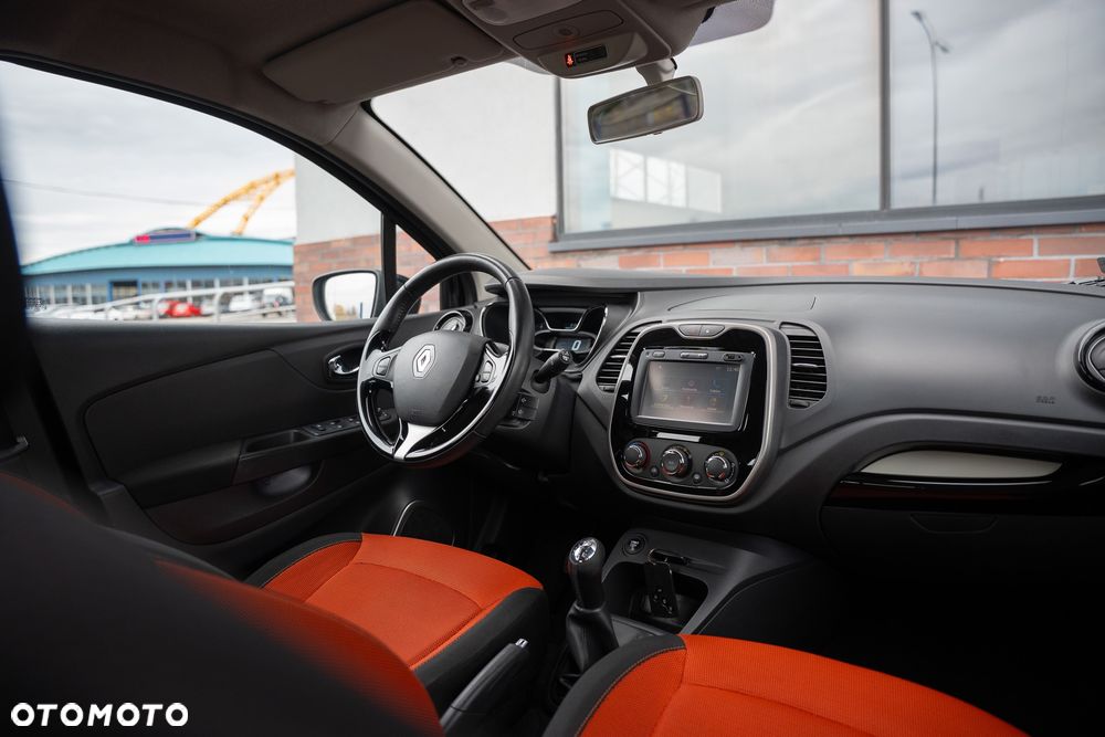 Renault Captur - 28