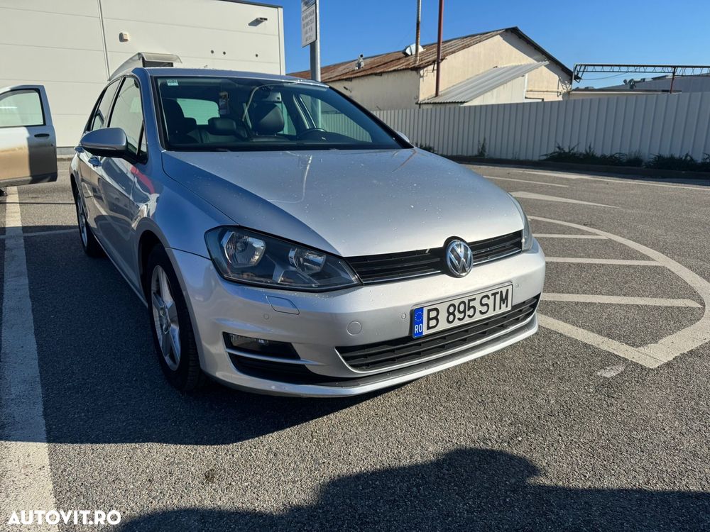 Volkswagen Golf - 5