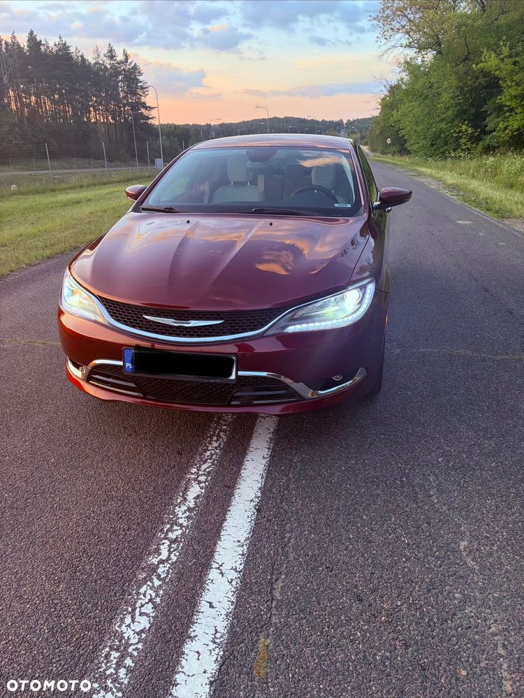 Chrysler 200 - 2