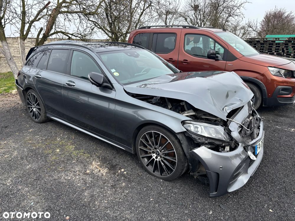 Mercedes-Benz Klasa C 220 d 9G-TRONIC AMG Line - 2