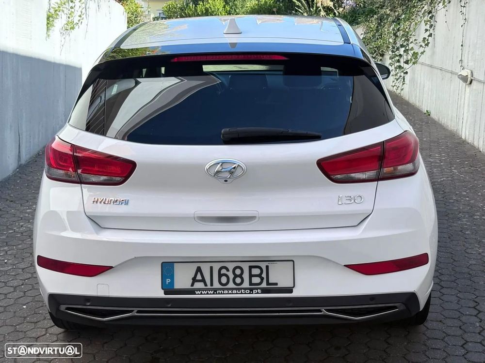 Hyundai i30 1.6 CRDi STyle Plus - 6