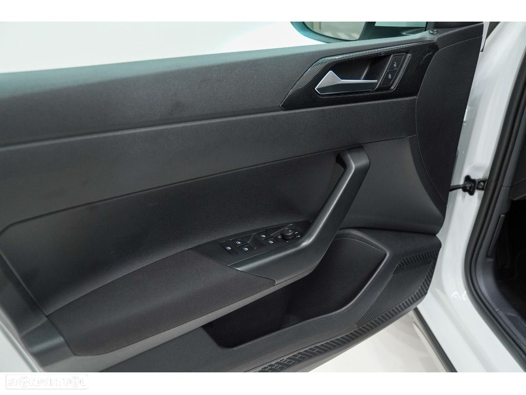 VW Taigo 1.0 TSI Urban - 6