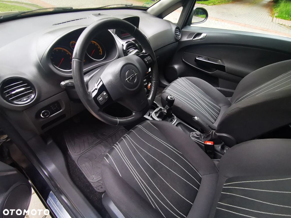 Opel Corsa 1.2 16V Selection 110 Jahre - 17