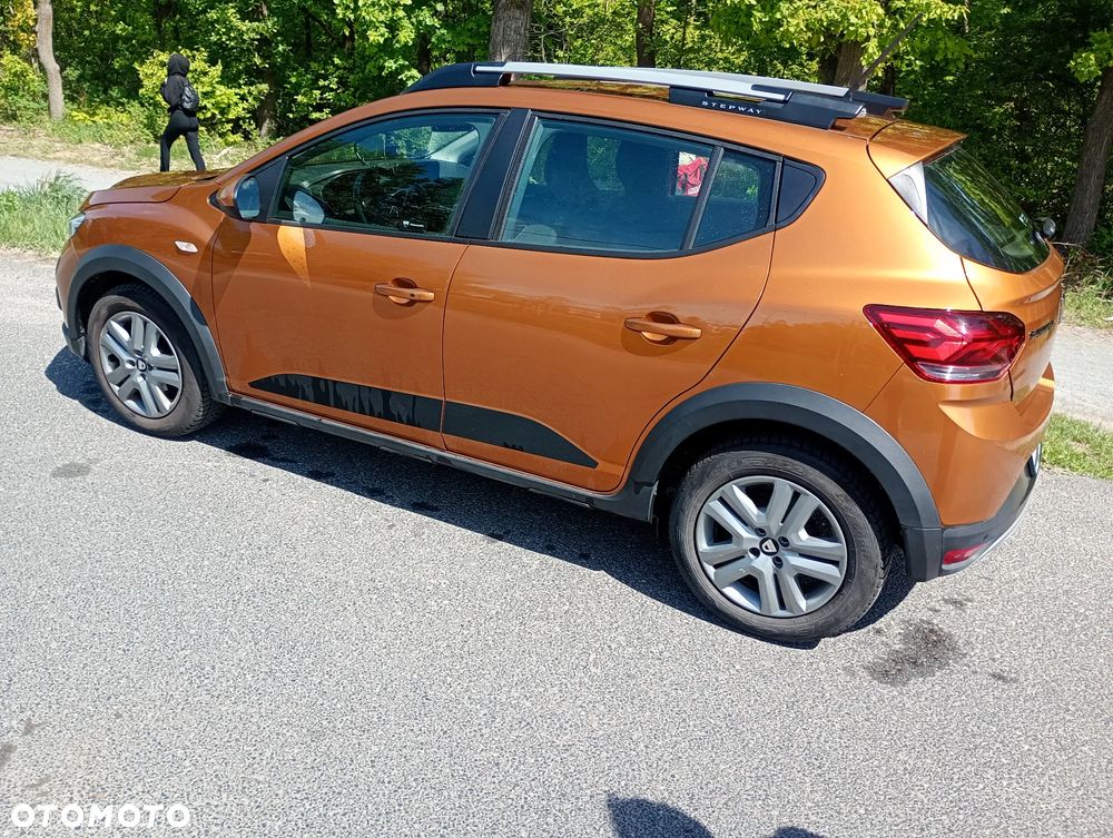 Dacia Sandero - 4