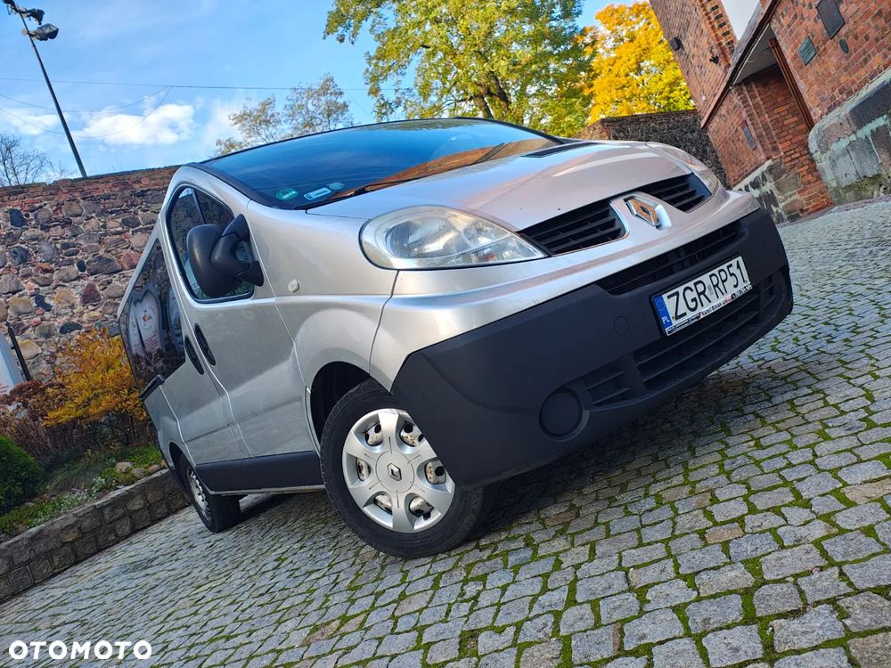 Renault Trafic - 26