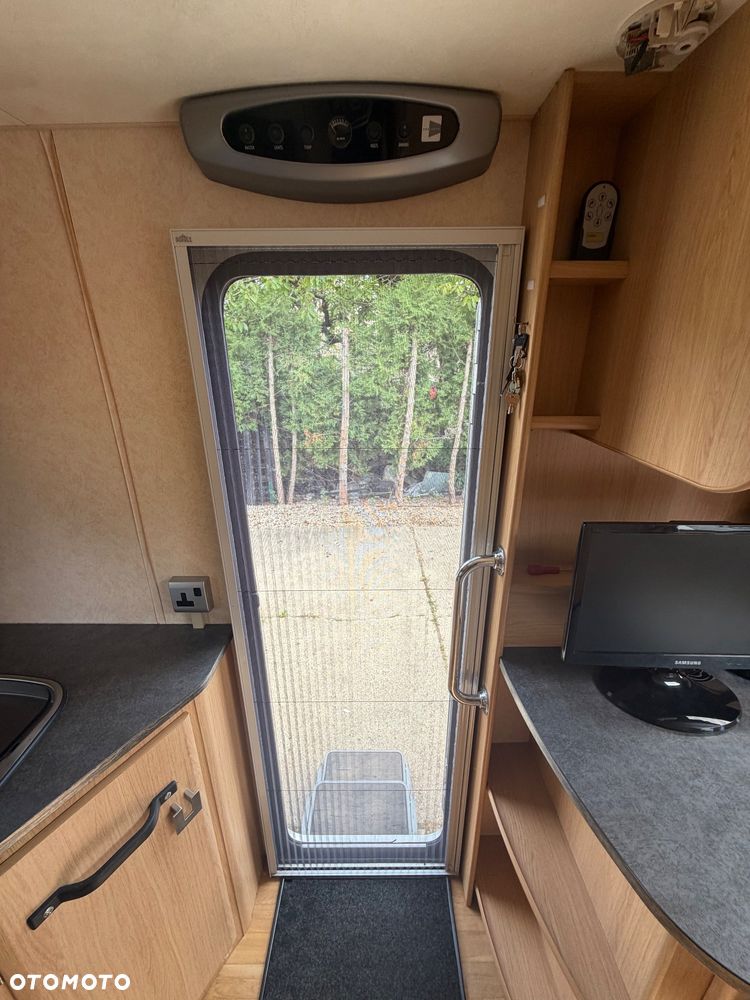 Coachman Amara 380/2 - 32