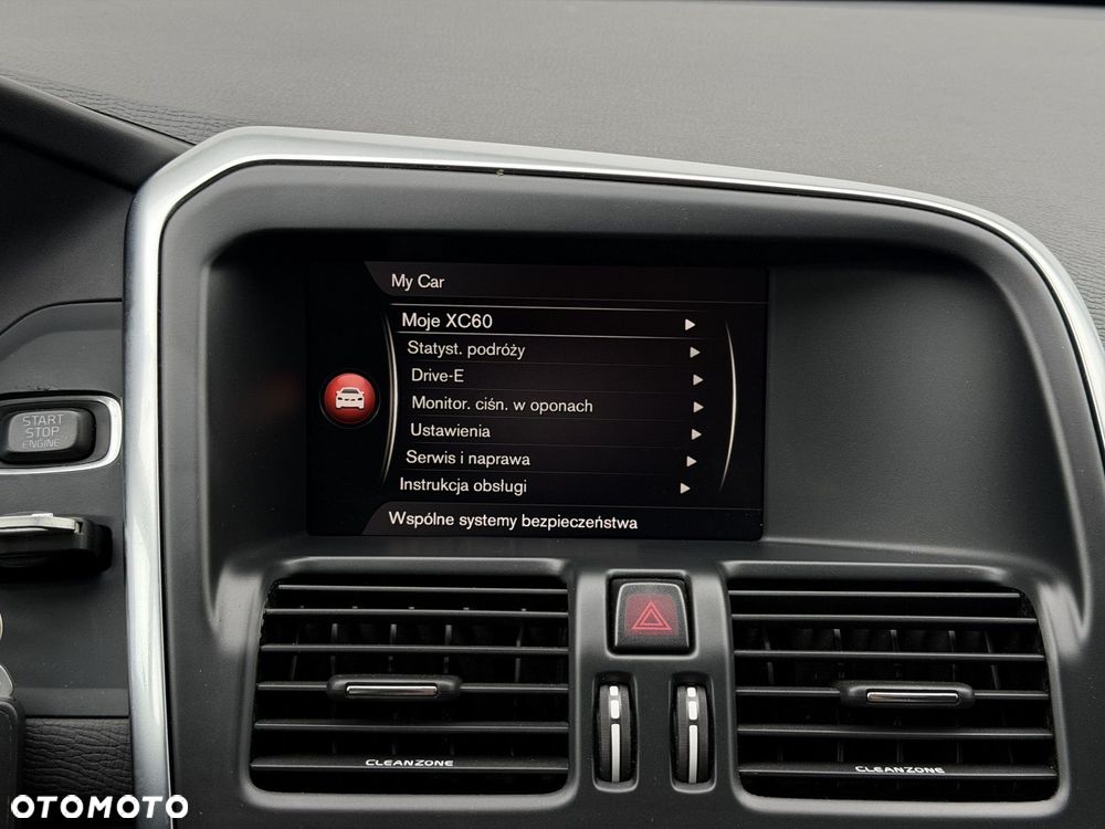 Volvo XC 60 - 30