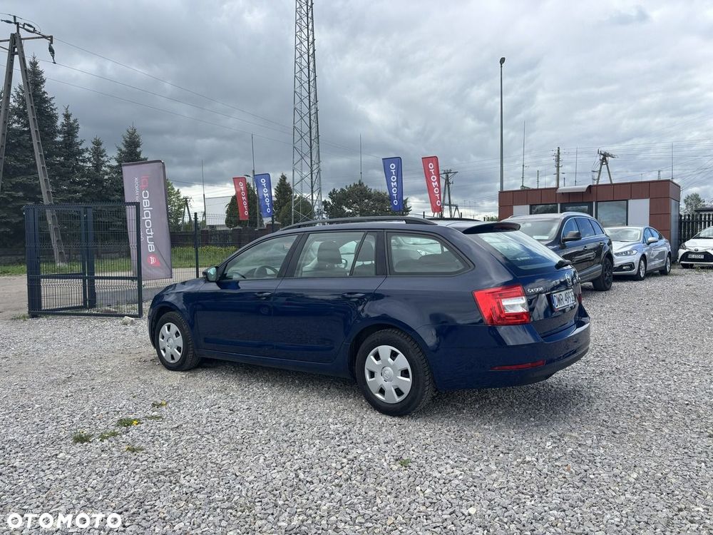 Skoda Octavia - 8