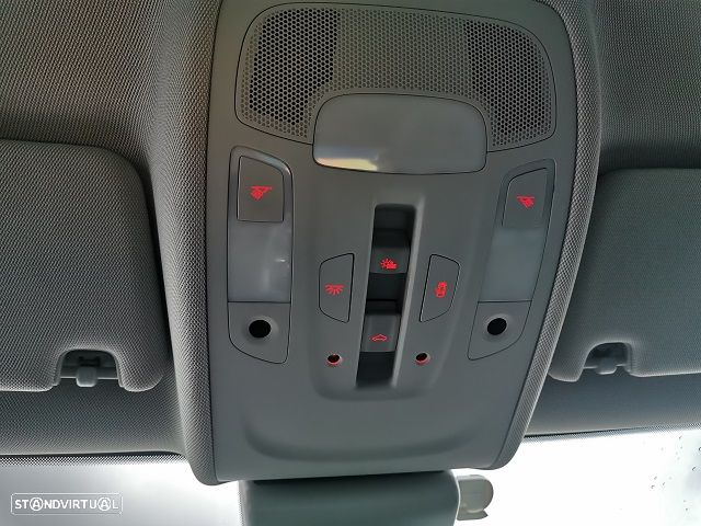 Audi A6 Avant 2.0 TDi S-line S tronic - 37