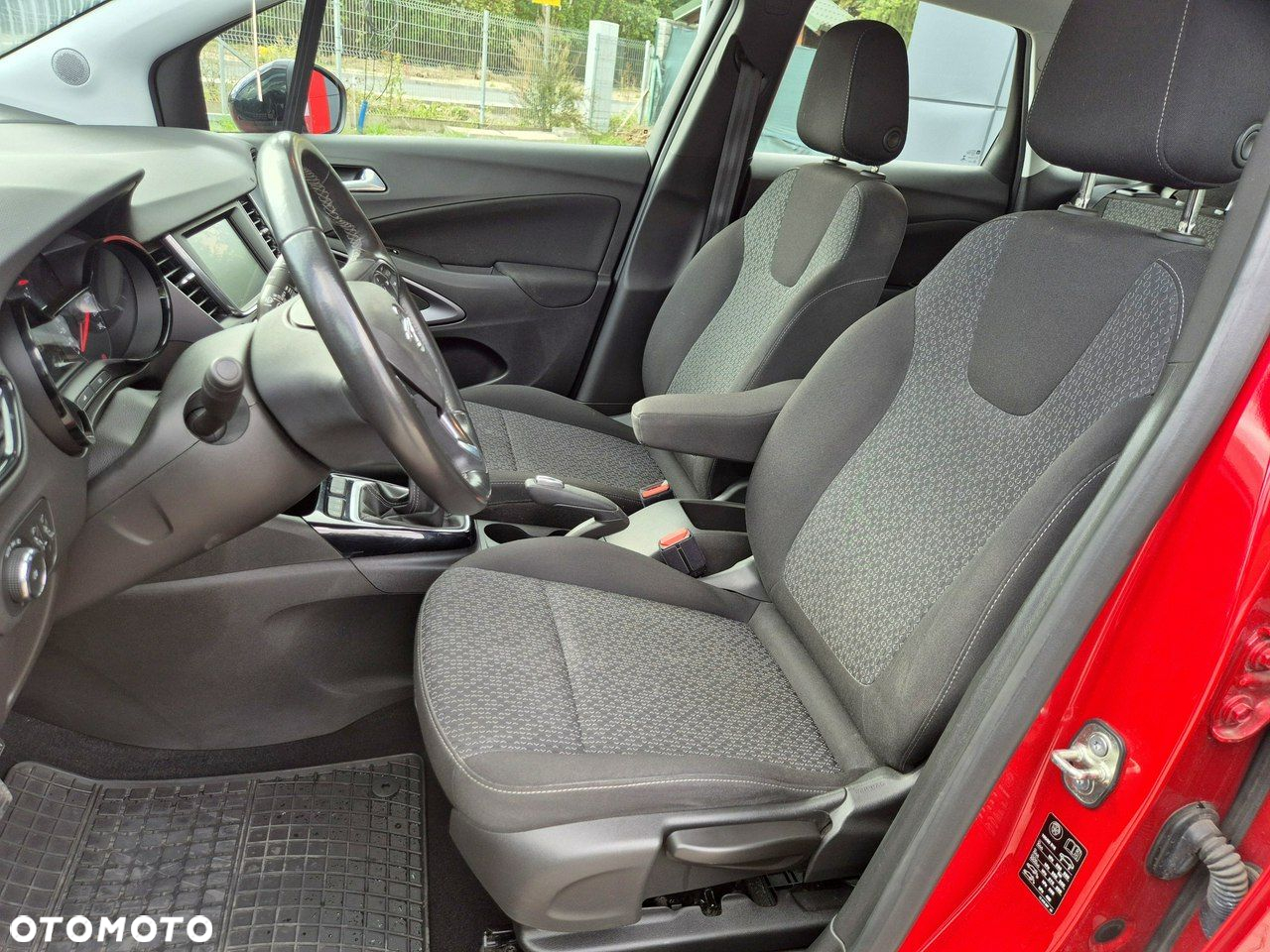 Opel Crossland - 24