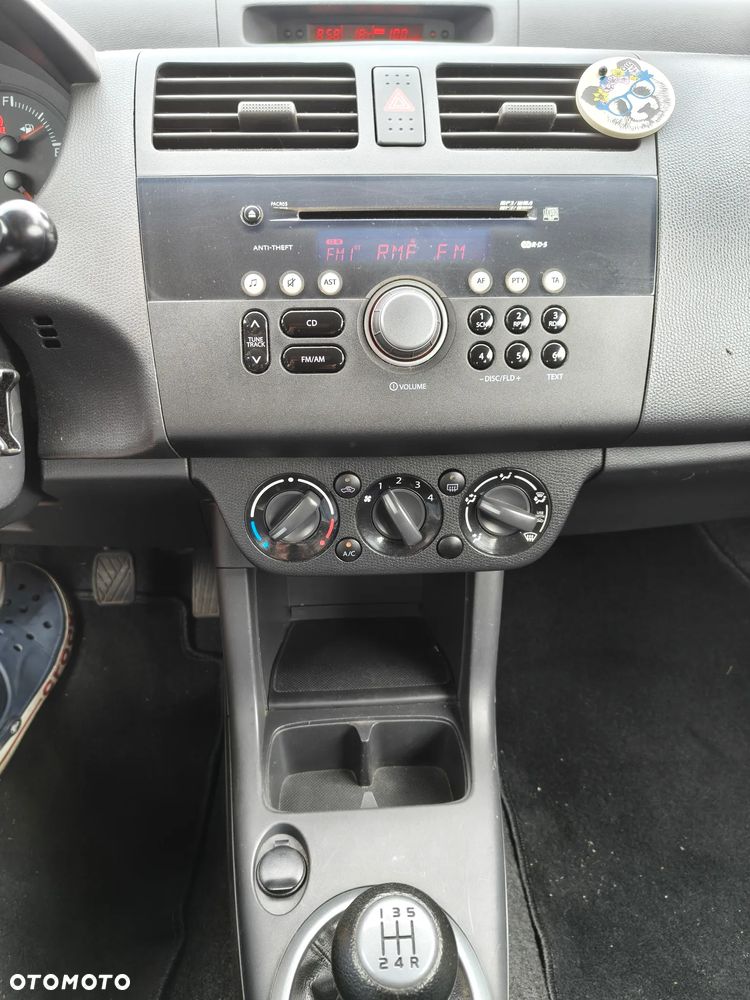 Suzuki Swift 1.3 Comfort XL - 22