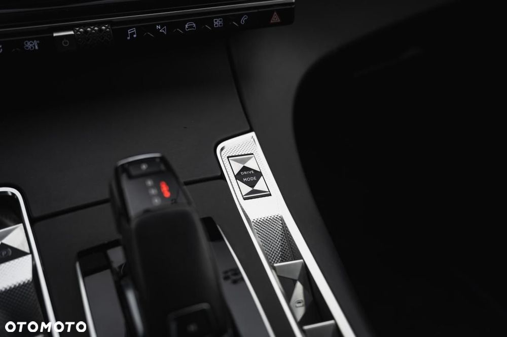 DS Automobiles DS 7 Crossback - 22