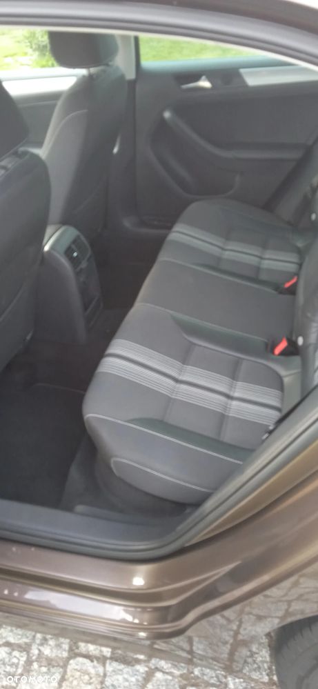 Volkswagen Jetta 1.4 TSI Match - 16