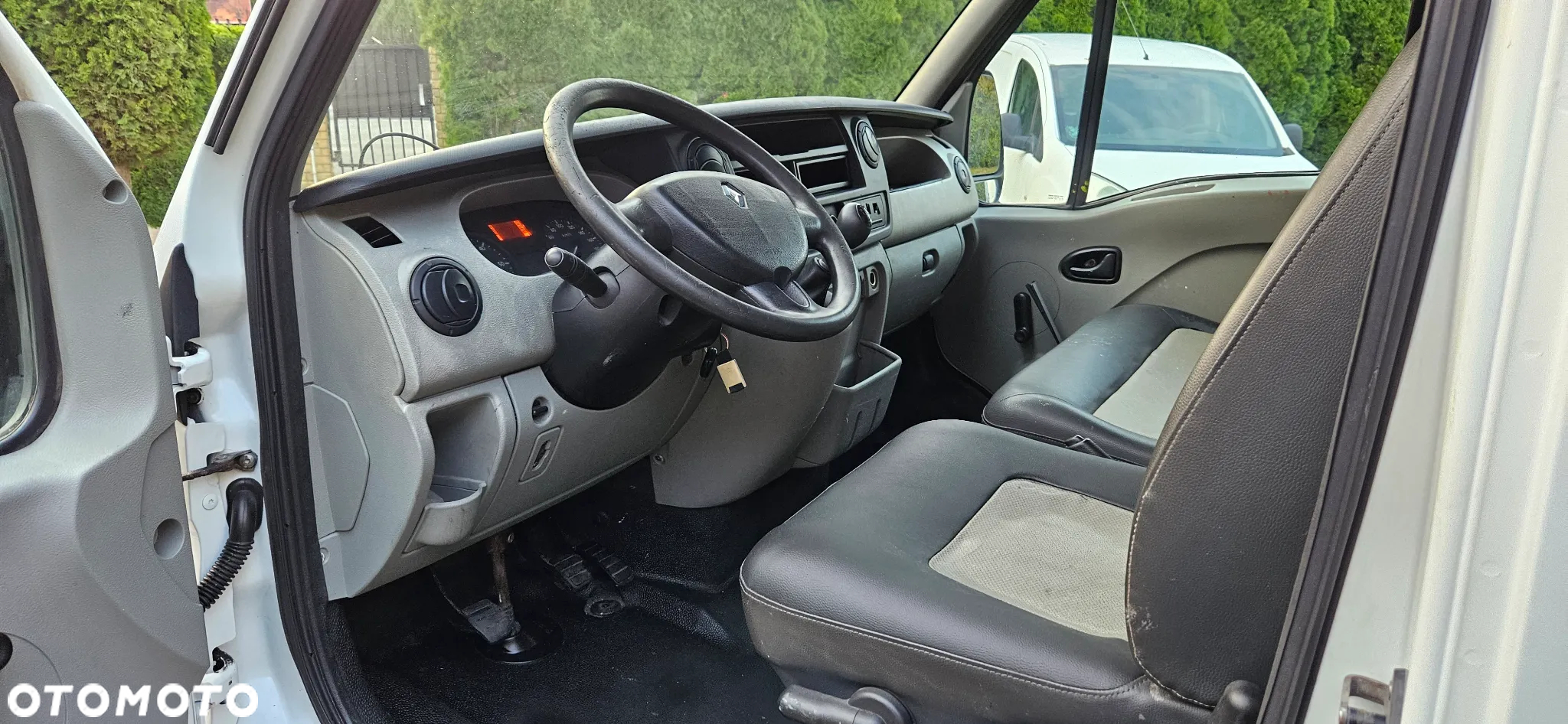 Renault MASTER 2.5 DCI 2008 r SKRZYNIA PLANDEKA PAKA 3 OSOBY - 16