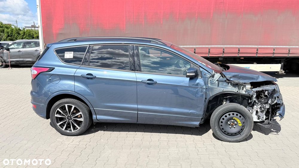 Ford Kuga 1.5 EcoBoost ST-LINE - 4
