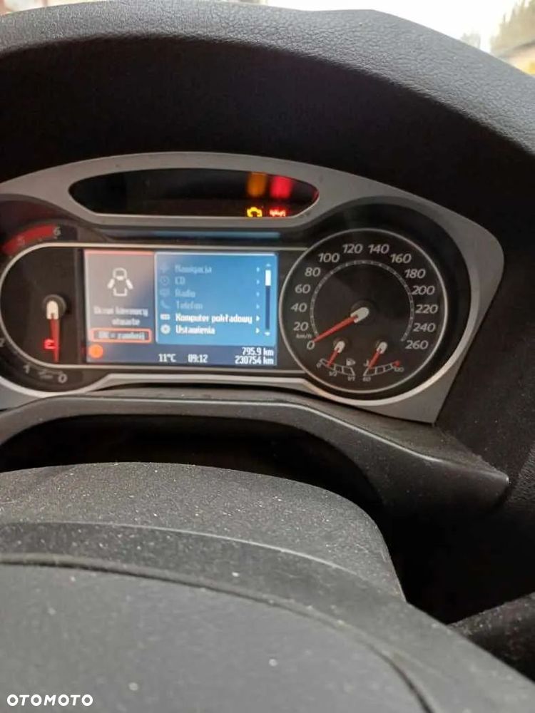 Ford Mondeo 2.0 TDCi Silver X - 4