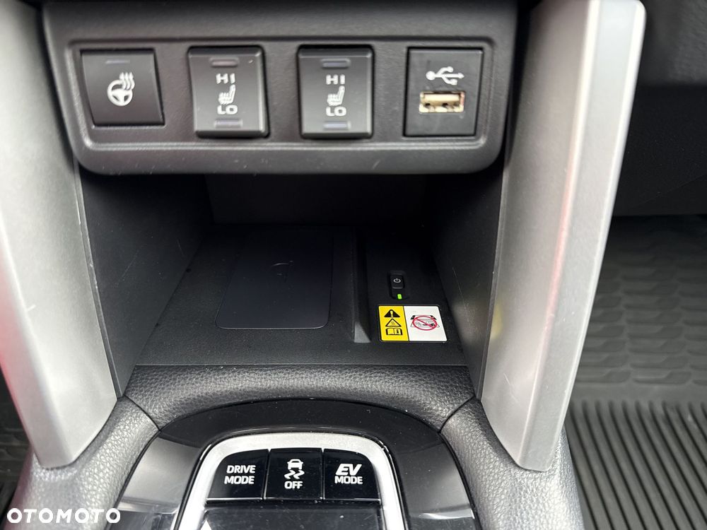Toyota Corolla Cross 2.0 Hybrid Executive AWD - 22