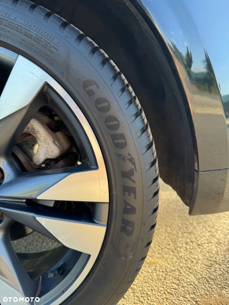 Renault Megane ENERGY dCi 110 EDC LIMITED - 17