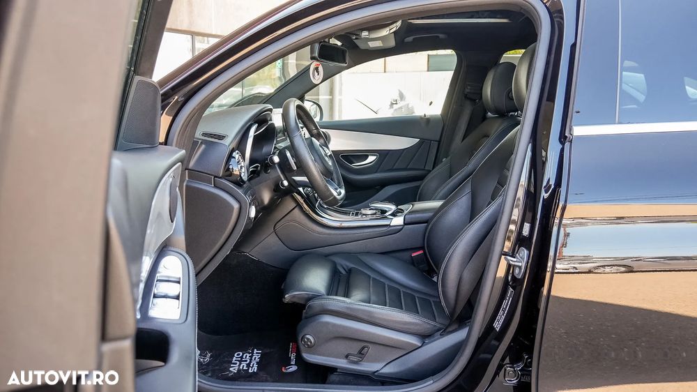 Mercedes-Benz GLC - 23