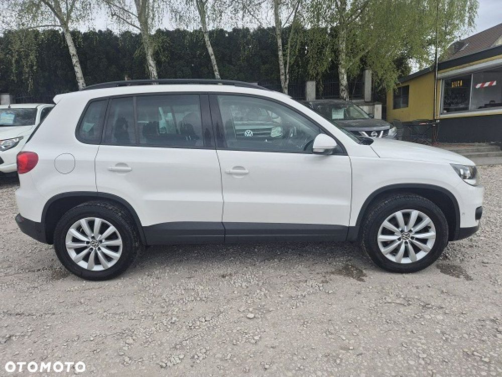 Volkswagen Tiguan - 12