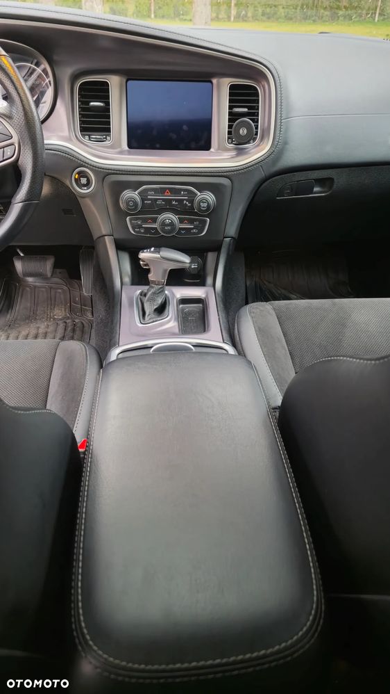 Dodge Charger 5.7 R/T - 39