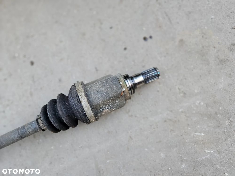 Półoś prawa przednia Suzuki Splash Opel Agila B 1,0 2011r 44101-85l00 - 3