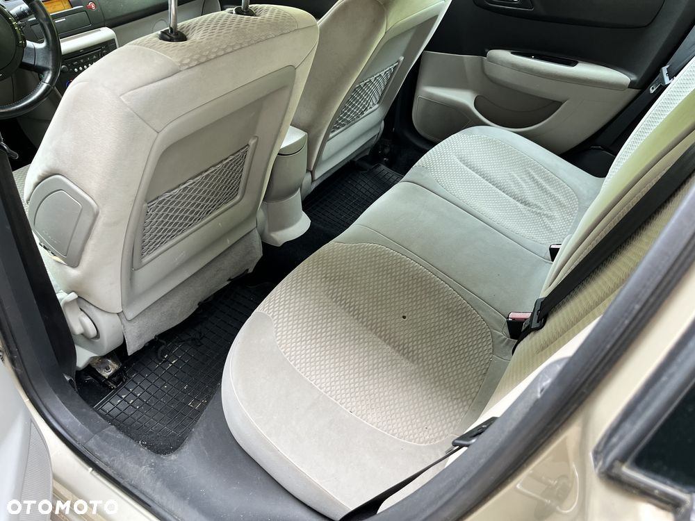 Citroën C4 1.6 16V Magic - 6
